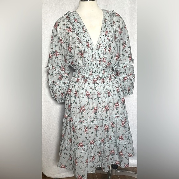 Chelsea & Violet Dresses & Skirts - Chelsea & Violet floral dress